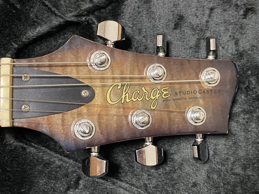 Charge StudioCaster エレキギター