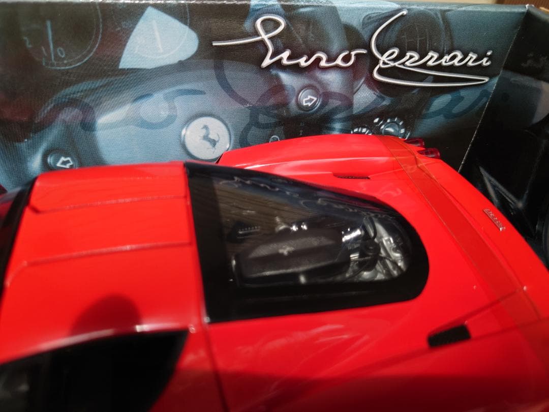 1/18 Hot Wheels(ホットウィール) エンツォ フェラーリ