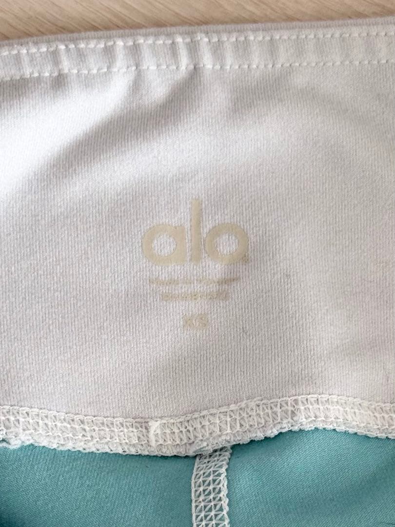 【完売品】alo yoga アローヨガ ゴッデス レギンス