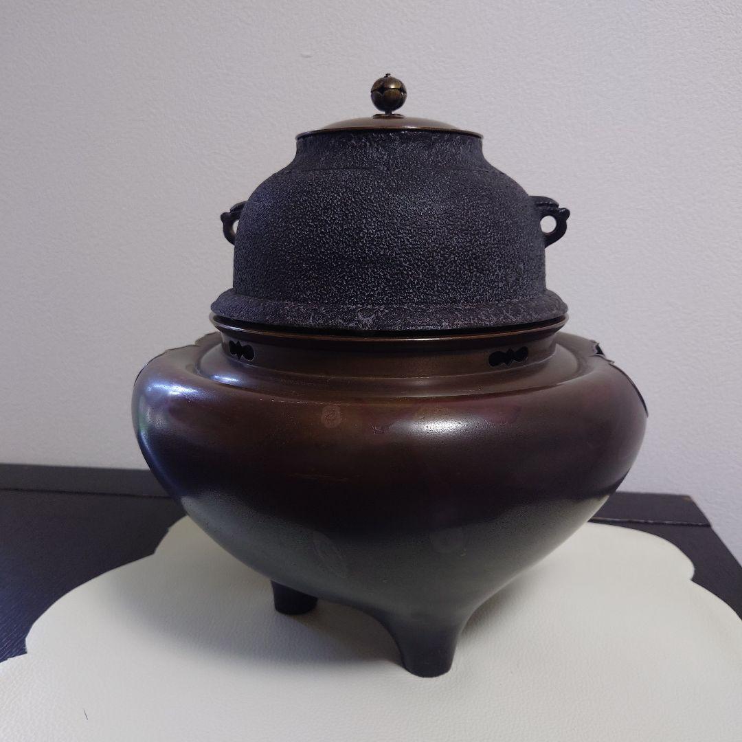 茶道具　唐銅風炉釜