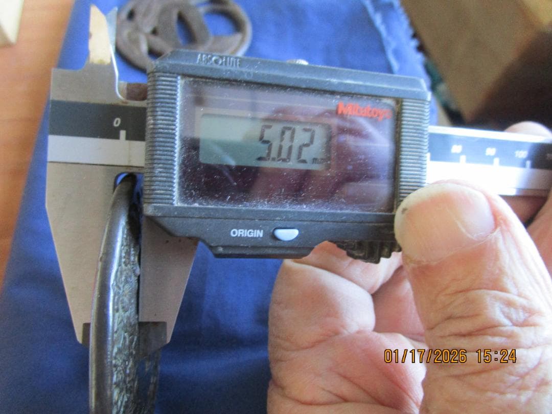 鍔　象嵌鍔　鏡鍔　材質【真鍮又は銅】1枚　花模様の金属製鍔(つば)