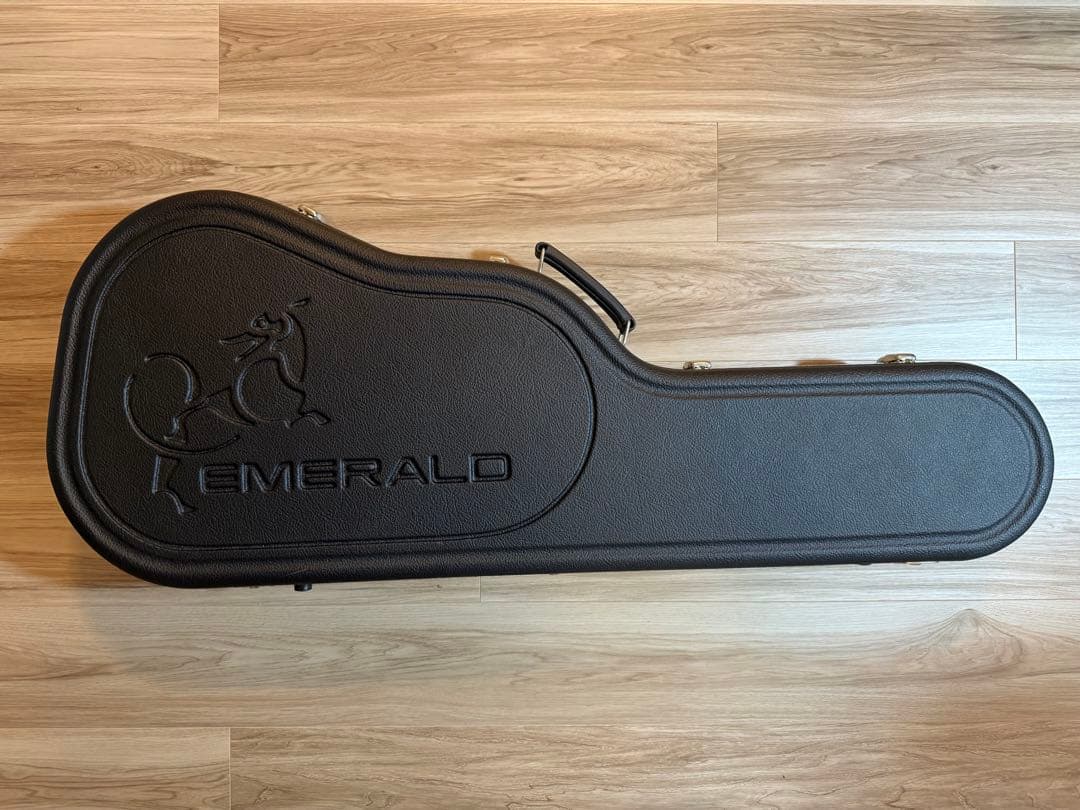 ギター Emerald Guitars Virtuo