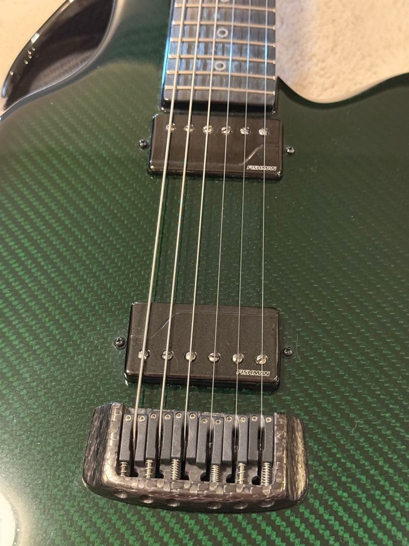 ギター Emerald Guitars Virtuo