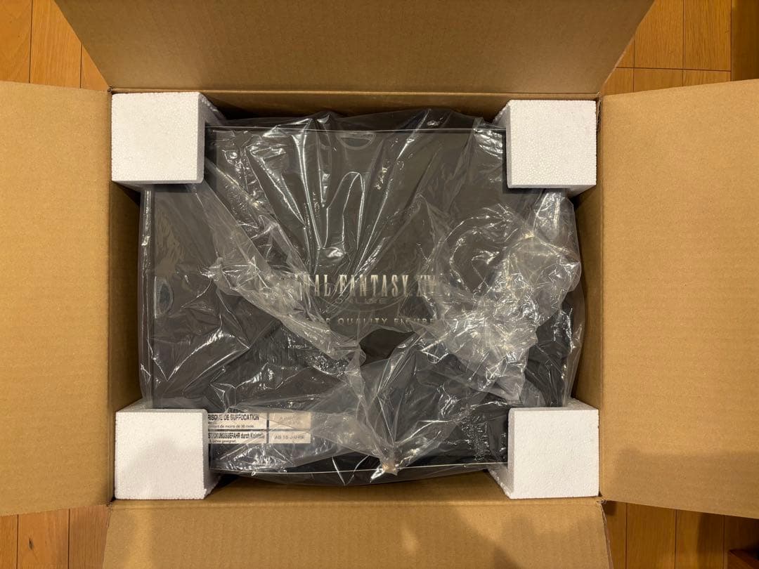 FINAL FANTASY XIVフィギュア ハイデリン＆ゾディアーク コード付