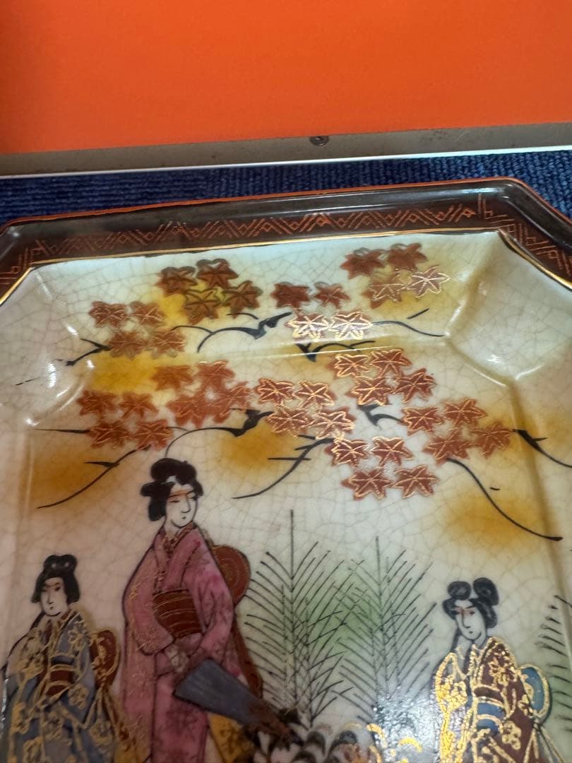 1831  薩摩焼　花草美人図　皿　20cm 時代物