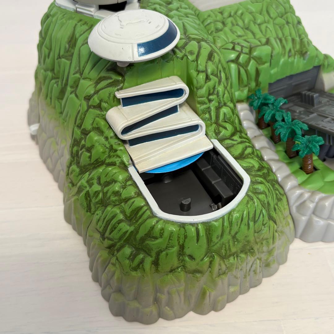 サンダーバード トレーシーアイランド プレイセット 2種セット