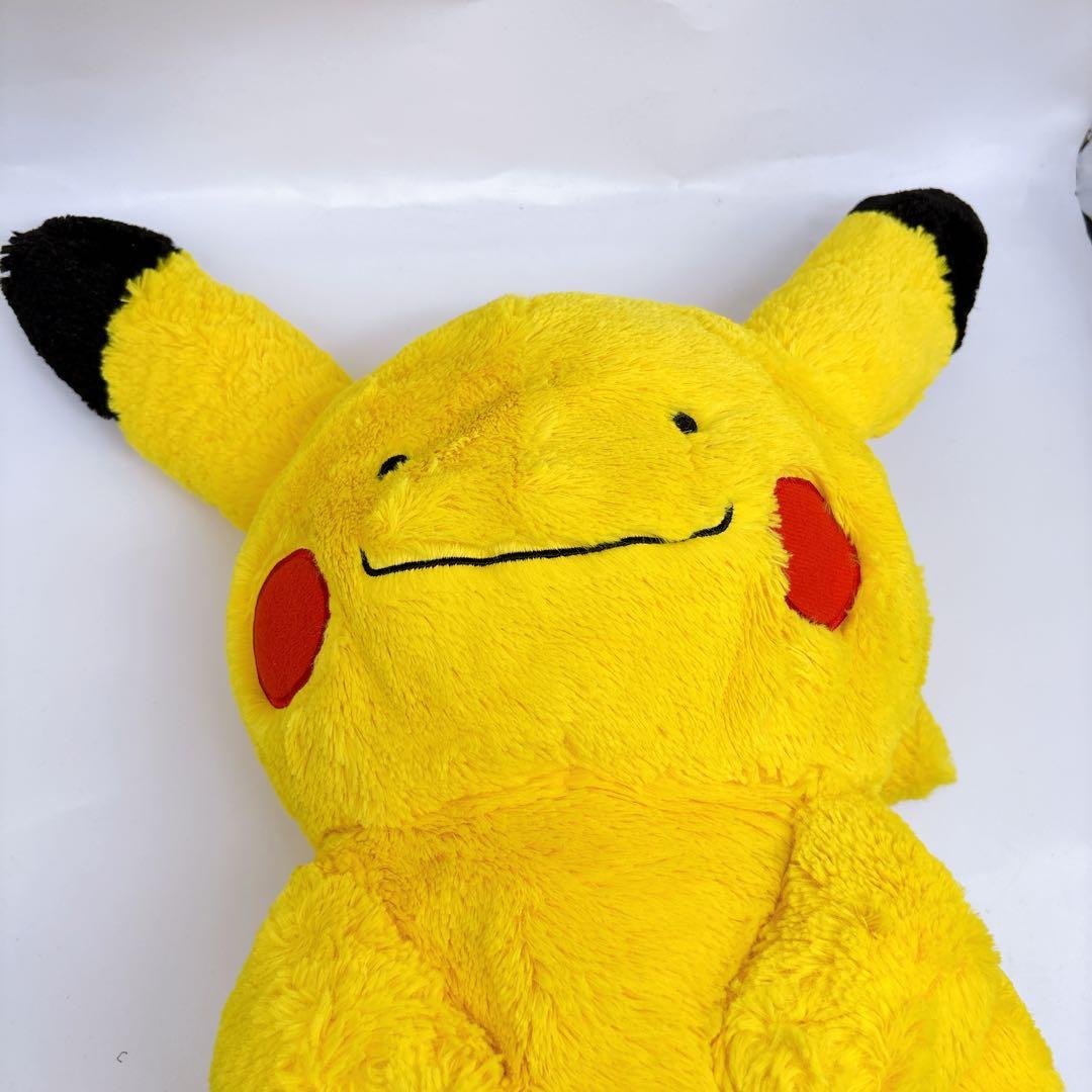 【ポケモンセンター限定】ピカチュウにへんしん！メタモン ぬいぐるみ　大サイズ