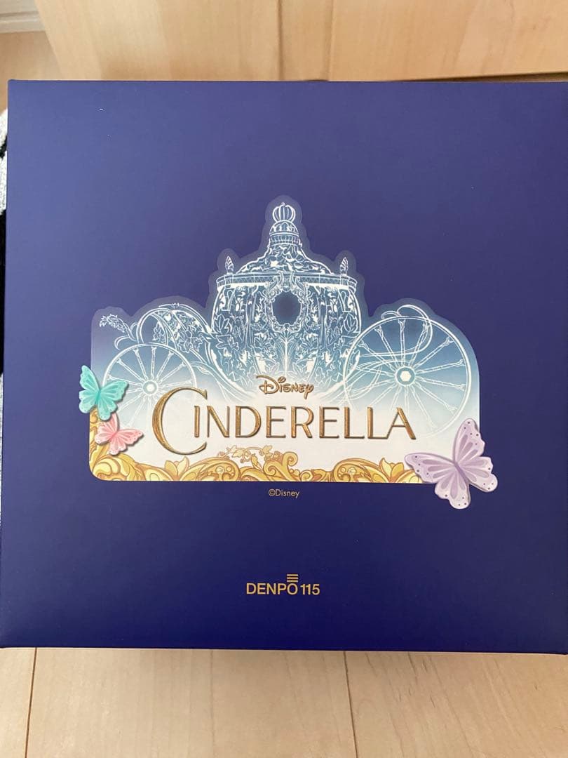 ディズニー　シンデレラ　ガラスの靴