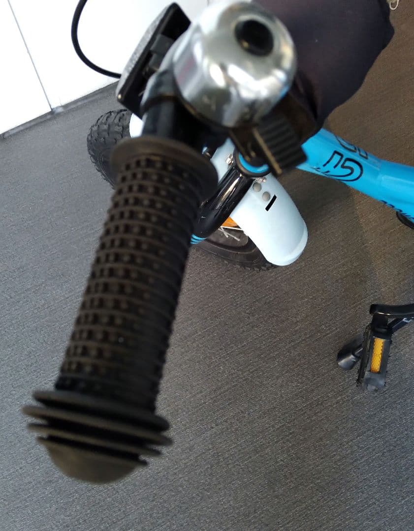 破格 キッズ自転車 12インチ 自転車屋 メンテナンス済み ストライダー