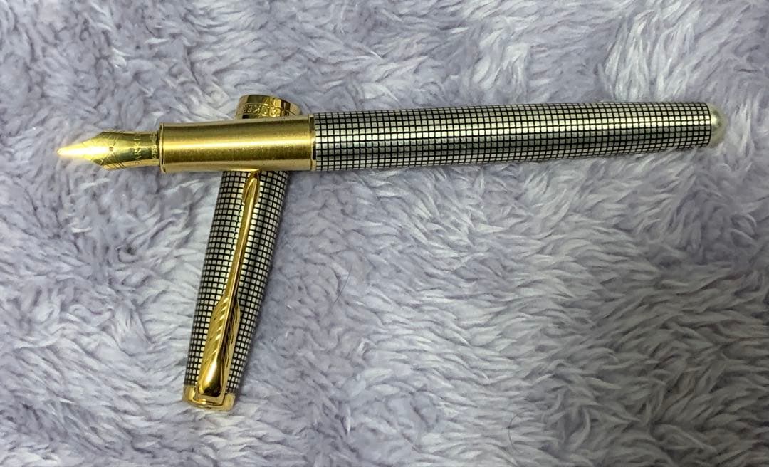 万年筆 18Kゴールドペン先 格子模様