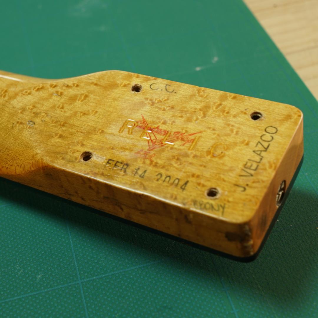 マスビル印・超レアネック＋ブリット・ダニエル ボディ他、シンライン