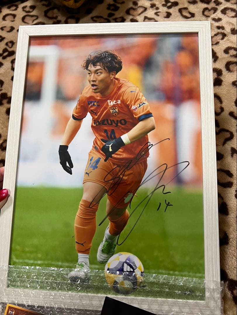 山原怜音サイン入り写真と応援グッズセット エスパルス