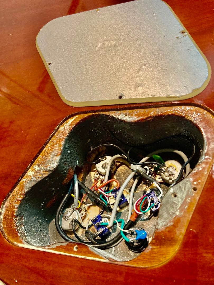 ☆美品　BUSKER'S 2V1Tに変身した逸品　LP