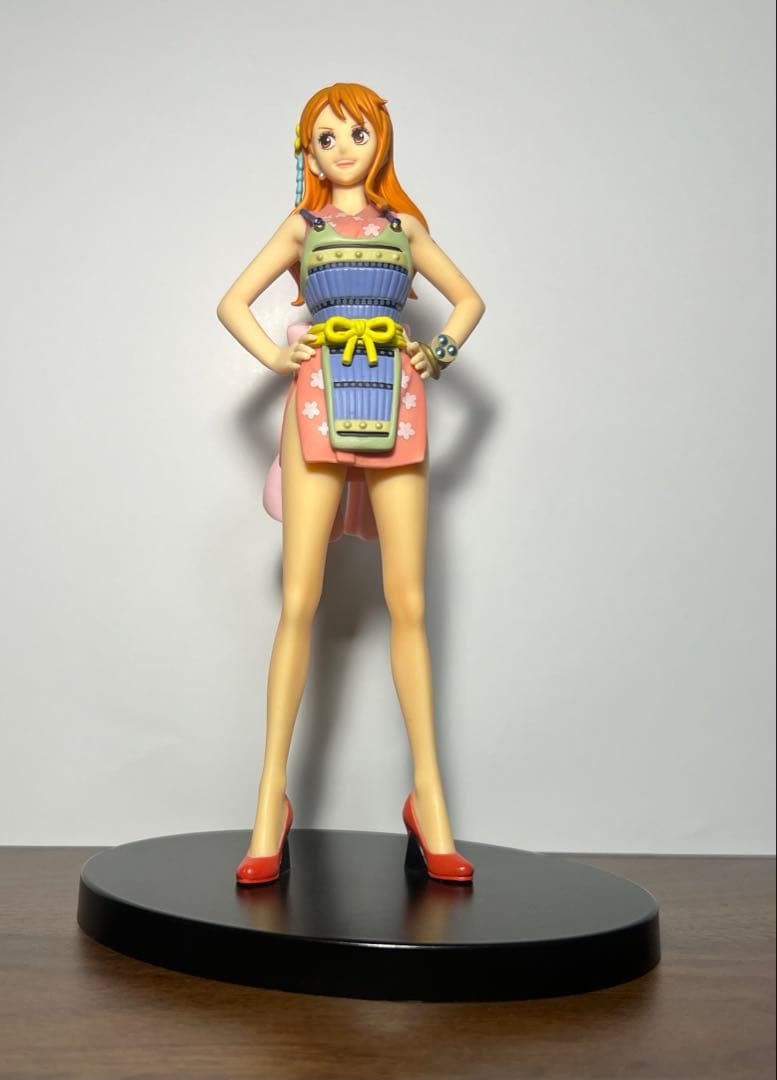 ワンピース　フィギュア　一番くじ　シャンクス　サボ　ルフィ　チョッパー　ナミ