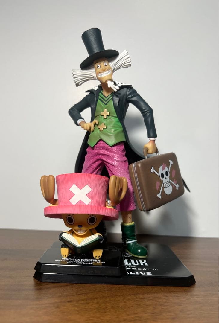 ワンピース　フィギュア　一番くじ　シャンクス　サボ　ルフィ　チョッパー　ナミ