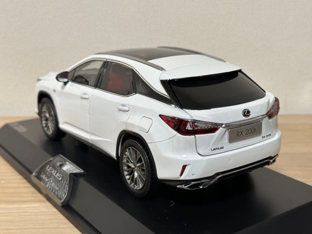 1/18 ミニカー　レクサス　Lexus RX 200t ソニッククォーツ