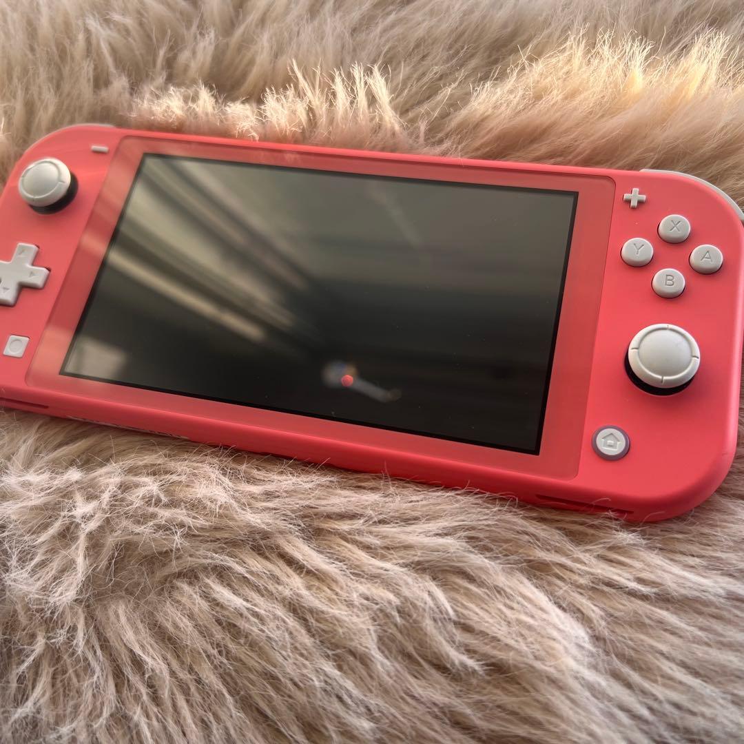 【極美品】Nintendo Switch Lite 本体+公式ケース コーラル