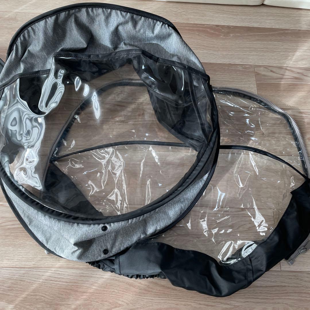 ギュット純正　チャイルドシート（前用）レインカバー