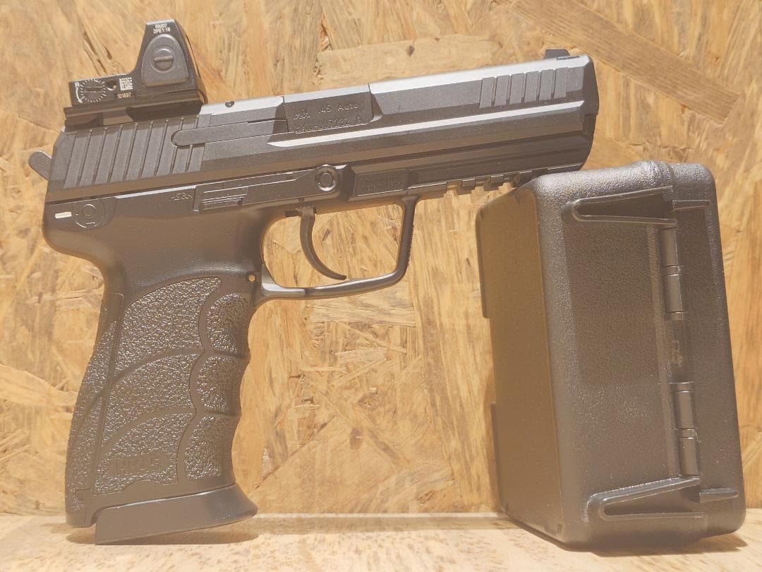 東京マルイ　電動ハンドガン　HK45　ドットサイト他付属品多数