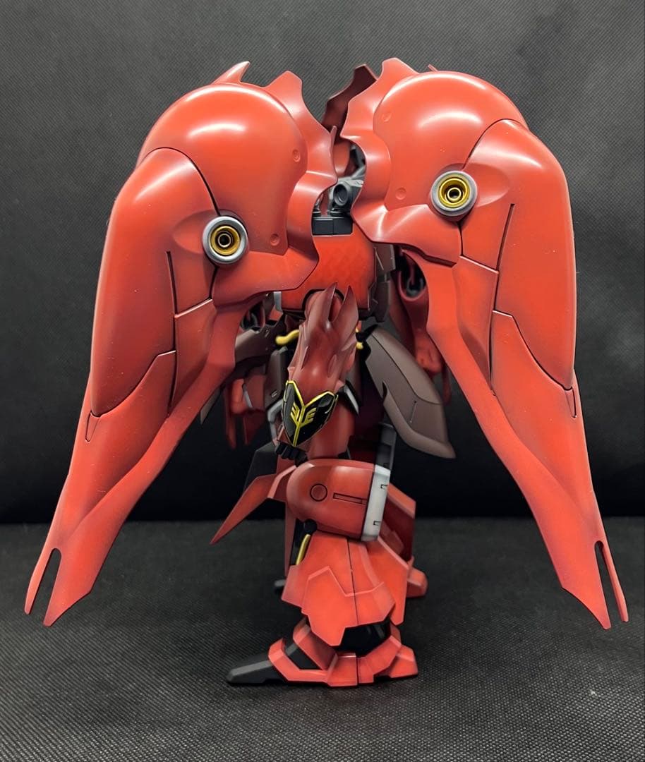 HGUC クシャトリヤ 赤い彗星イメージ塗装済完成品　おまけ付き