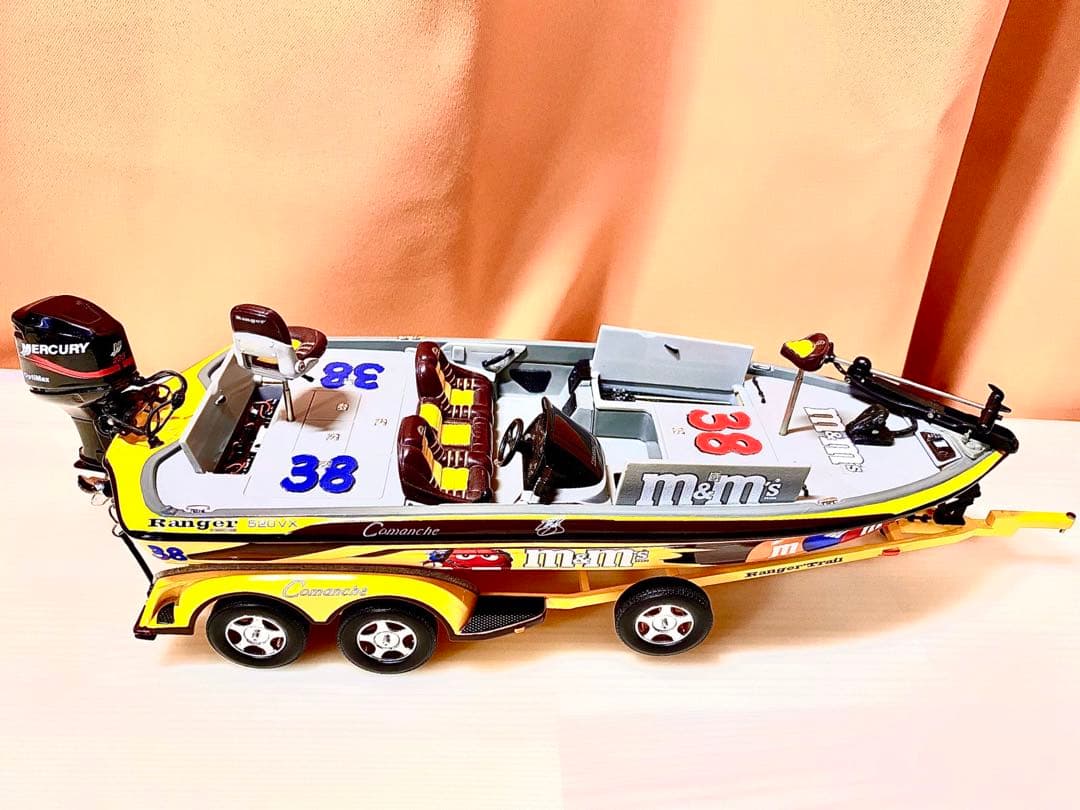 m&m.s BASS BOAT 1/24 NASCAR 公式商品
