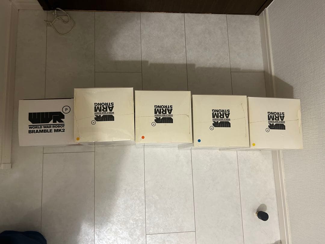 threeA/スリーエー ARMSTRONG WORLD WAR ROBOT