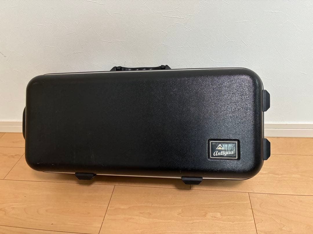 Antigua アンティグア アルトサックス　ケース付き
