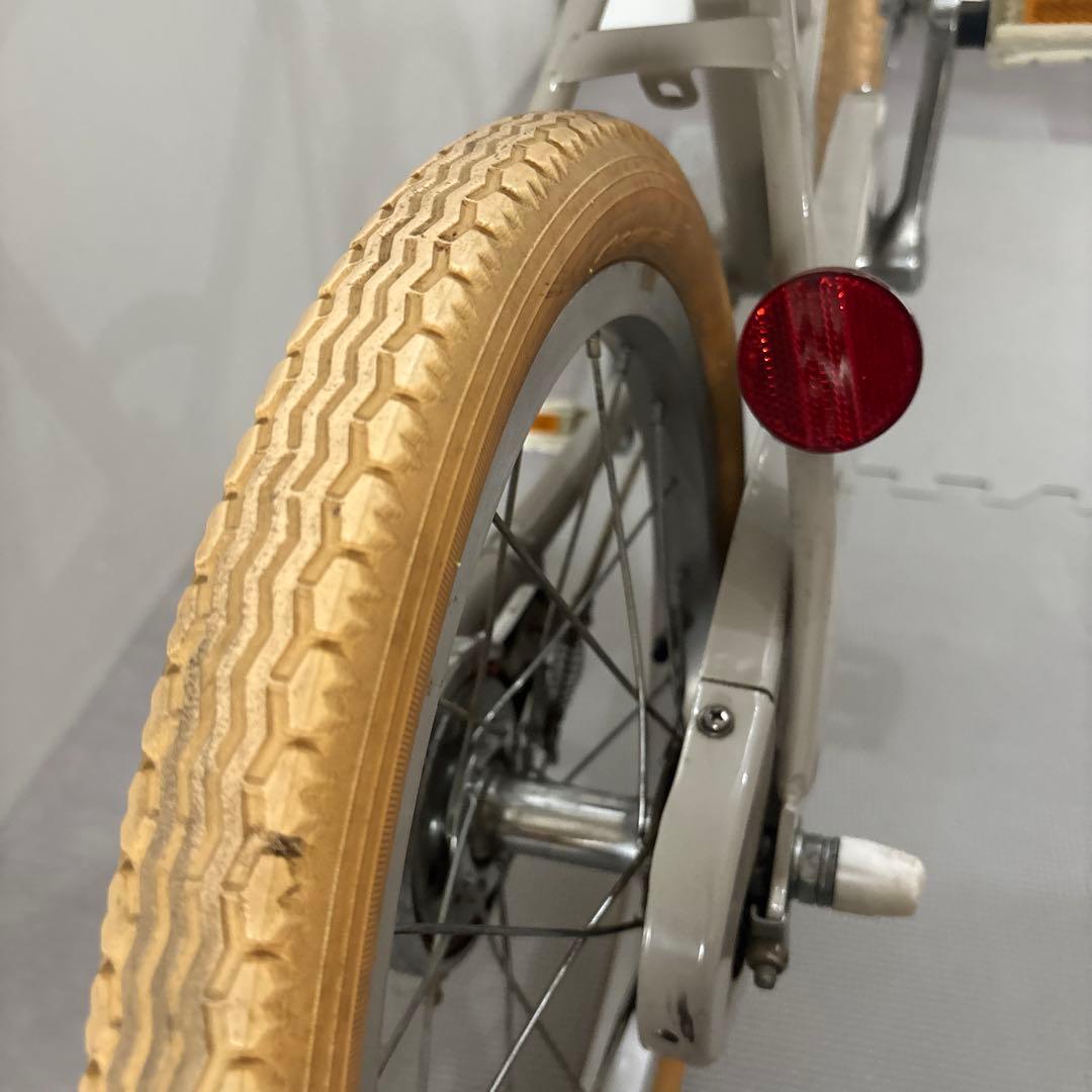送料込み！little tokyobike 16インチ　補助輪有りスタンド付き