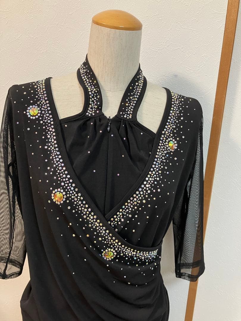 ブラック スパンコール ダンスウェア