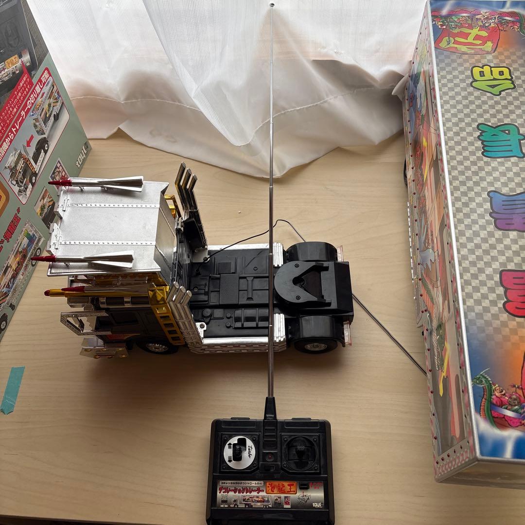 トイコー　光るデコトラトレーラーラジコン海龍王