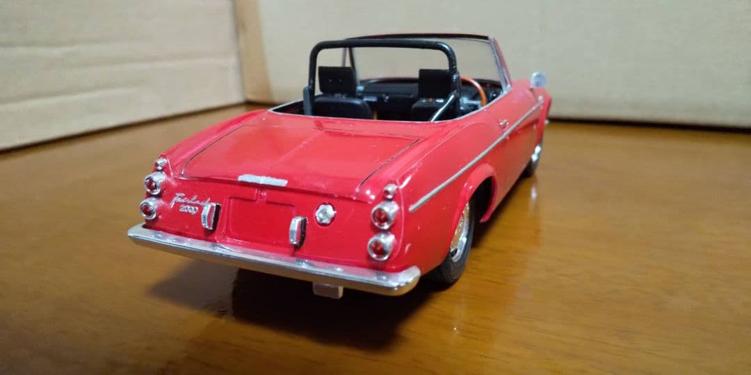 プラモデル完成品1/24 ダットサンフェアレディ