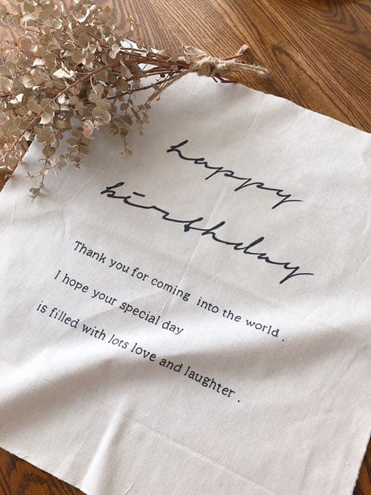 シンプルなバースデータペストリー 横 誕生日タペストリー