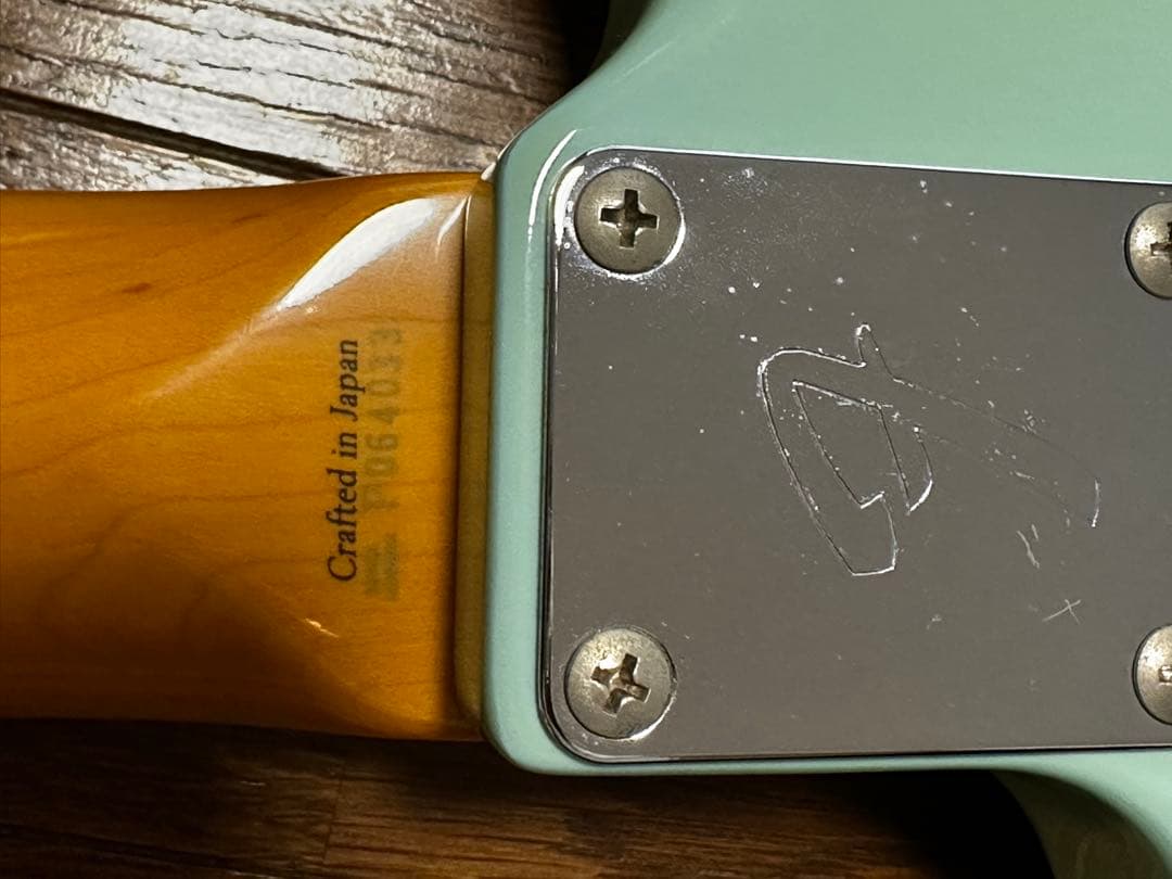 MG69-65フェルダー ムスタング/エレキギター ミントグリーン