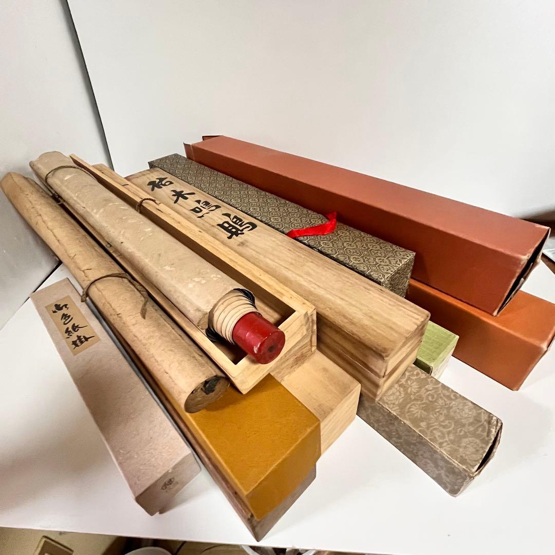 【お買い得】掛け軸（木箱・収納箱付き）　13本まとめ売り