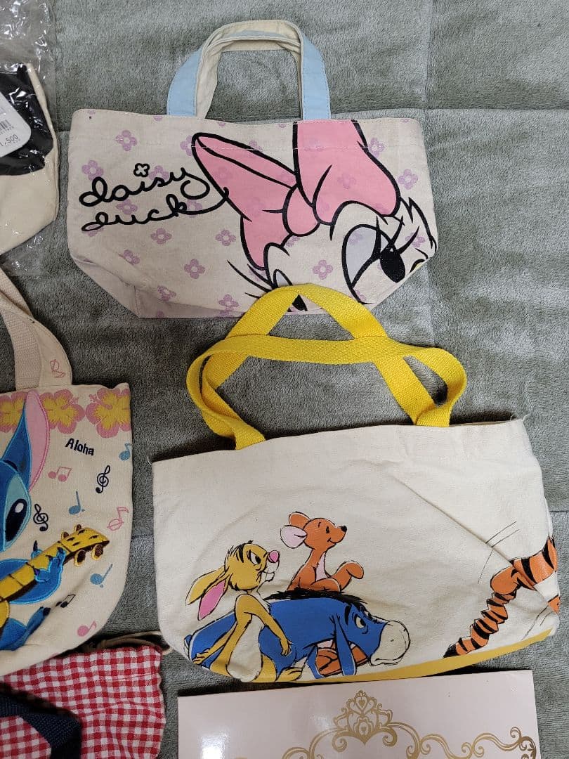 Disney キャラクター 小型トートバッグ & タオルハンカチ まとめ売り
