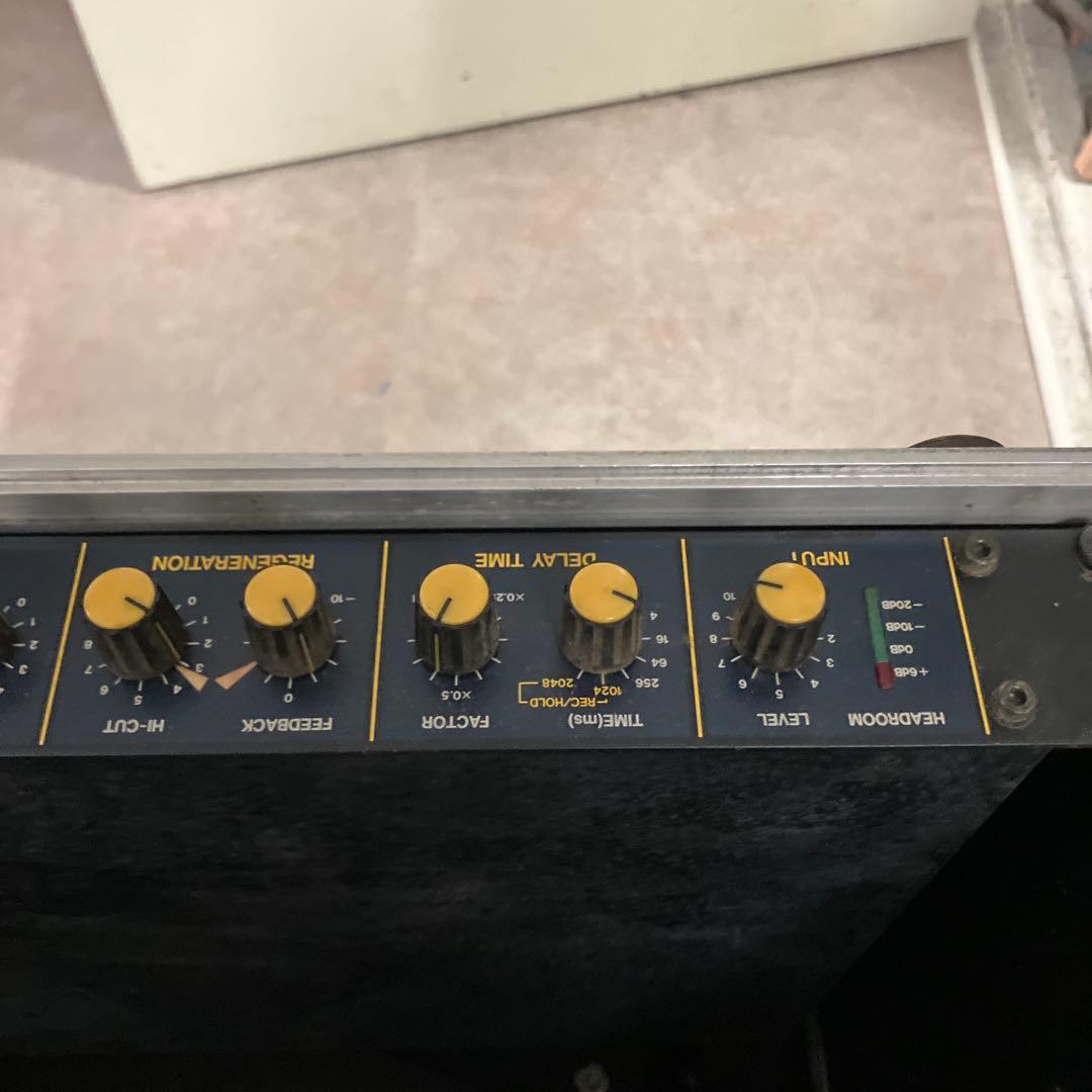 エフェクターラック　ツアーケース　デジタルディレー付き　引取りオンリー