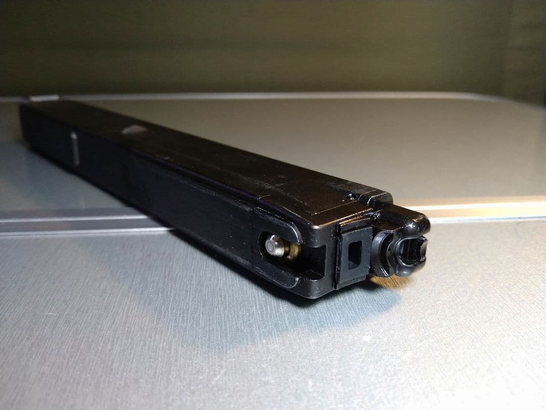 作動快調な美品！KSC M11A1 セミ・フルオートガスブロ！マガジン漏れなし！