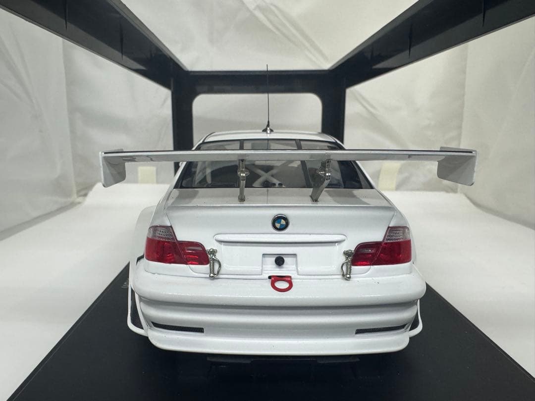 【新品】オートアート M3 GTR Plain Body 1/18 白