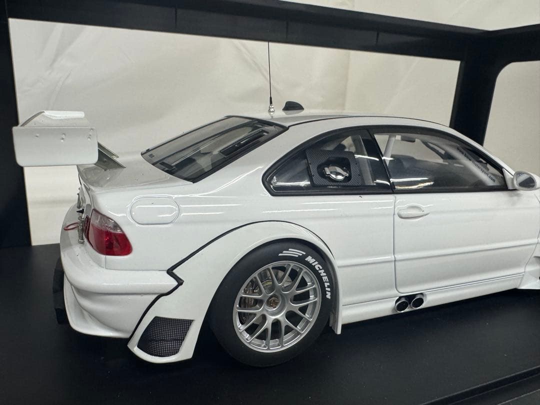 【新品】オートアート M3 GTR Plain Body 1/18 白