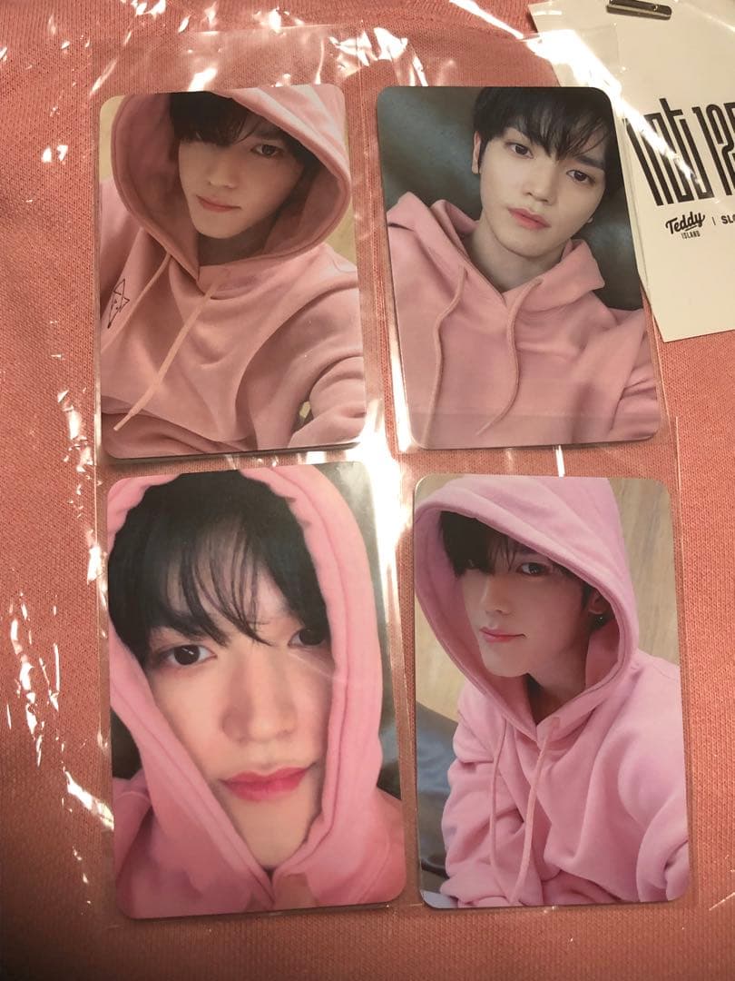 新品未使用NCT127 SLOWACID テヨン　トレカ　4枚　パーカー　セット