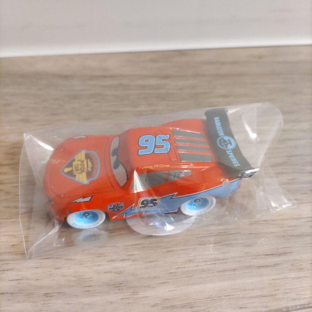超激レア トミカ ライトニング・マックイーン アイスレーシングタイプ