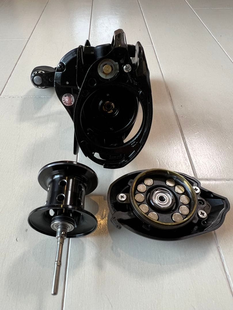 アブガルシア ロキサーニ8 ベイトリール