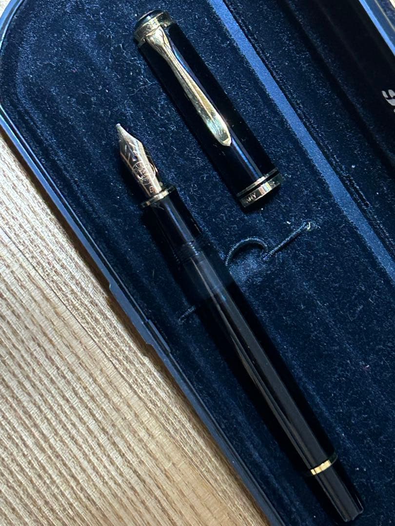 Pelicanスーべレーン　#600 18c全金ENニブ(B) レア　美品