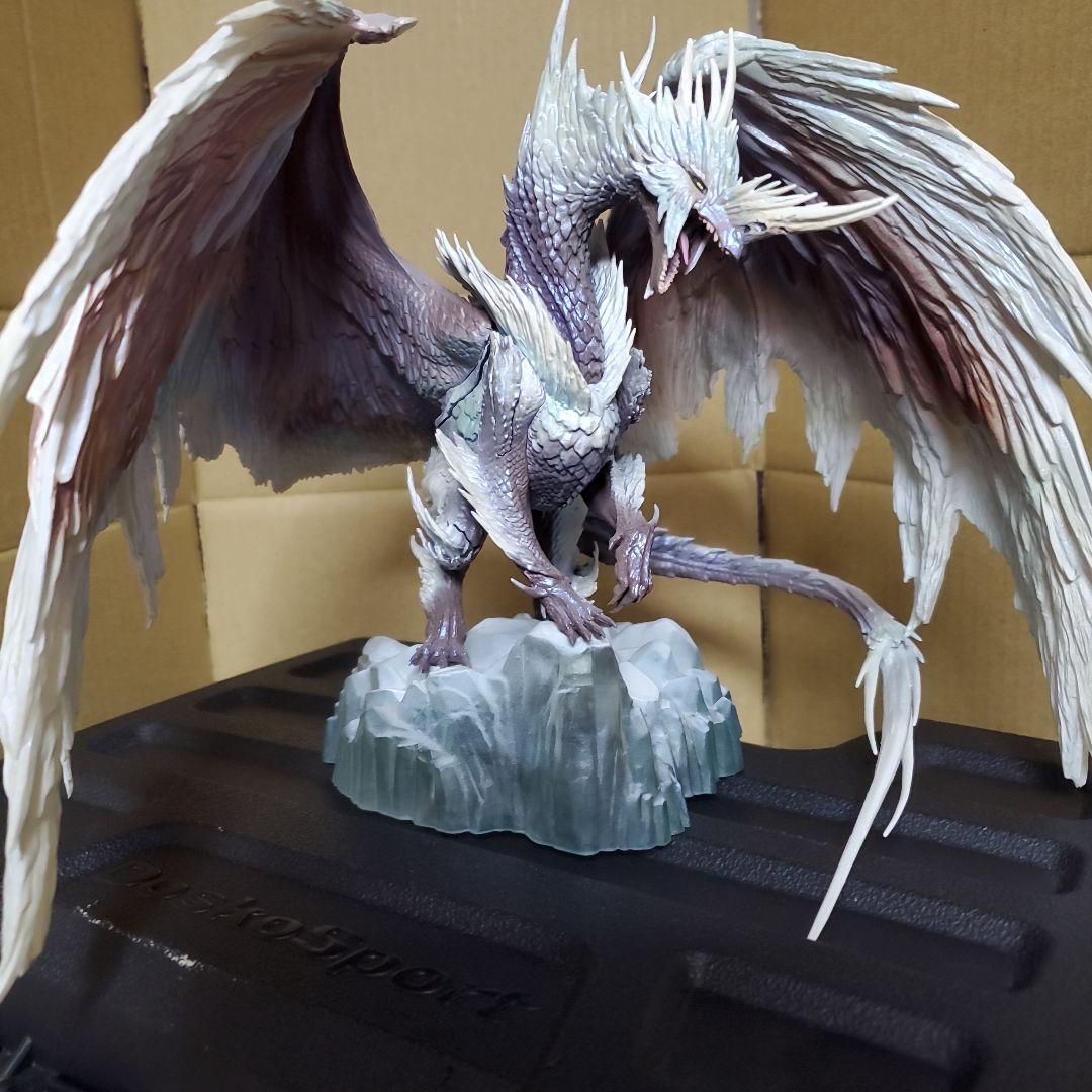 モンスターハンター イヴェルカーナ フィギュア　1番くじ