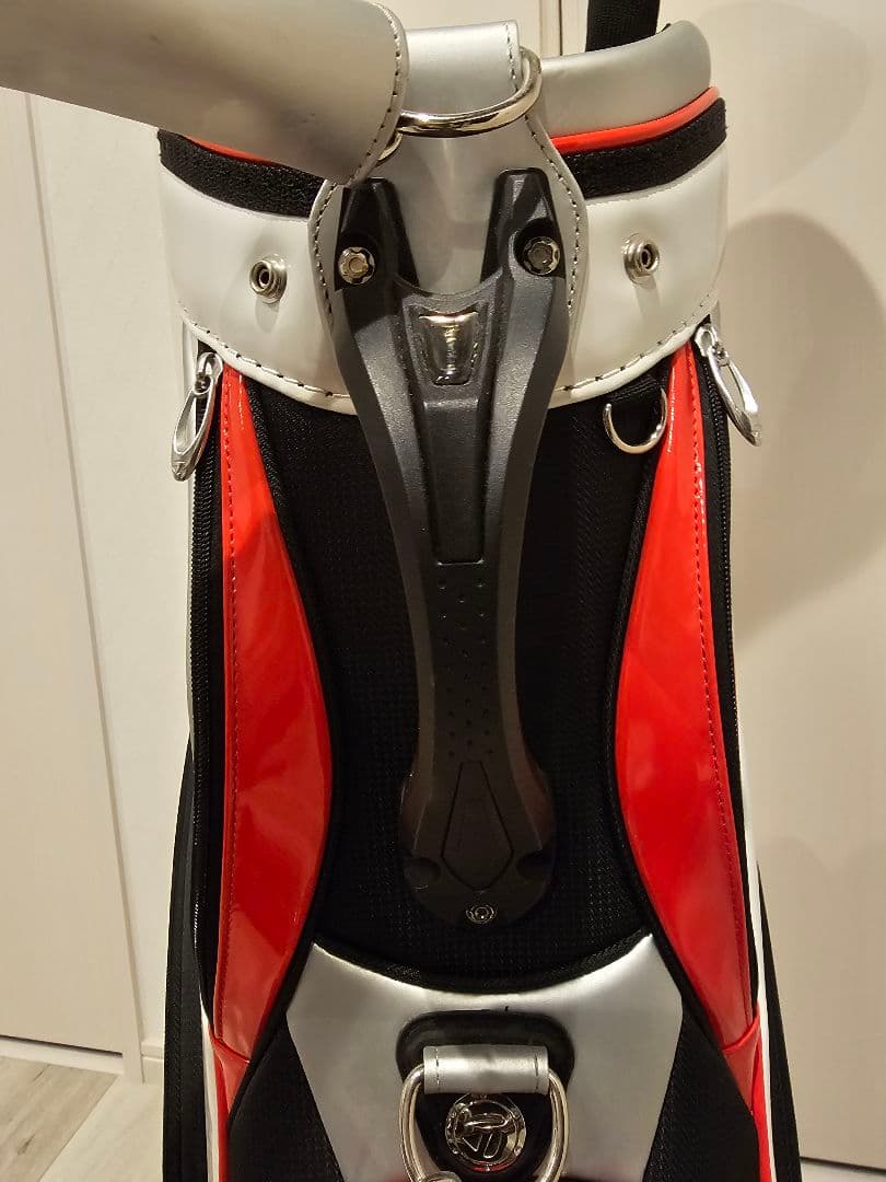 年末断捨離 TaylorMade キャディバッグ ナイキドライバー1本おまけ