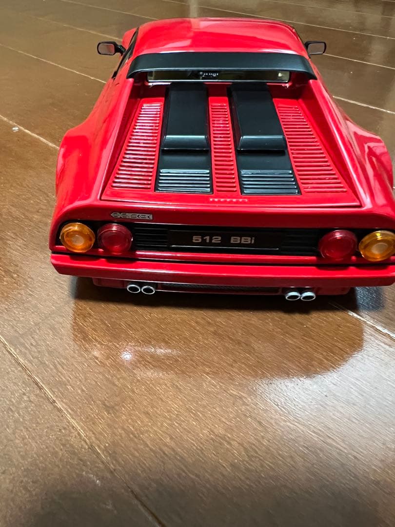 KK-SCALE 1/18 フェラーリ 512 BBi 1981 ローダウン