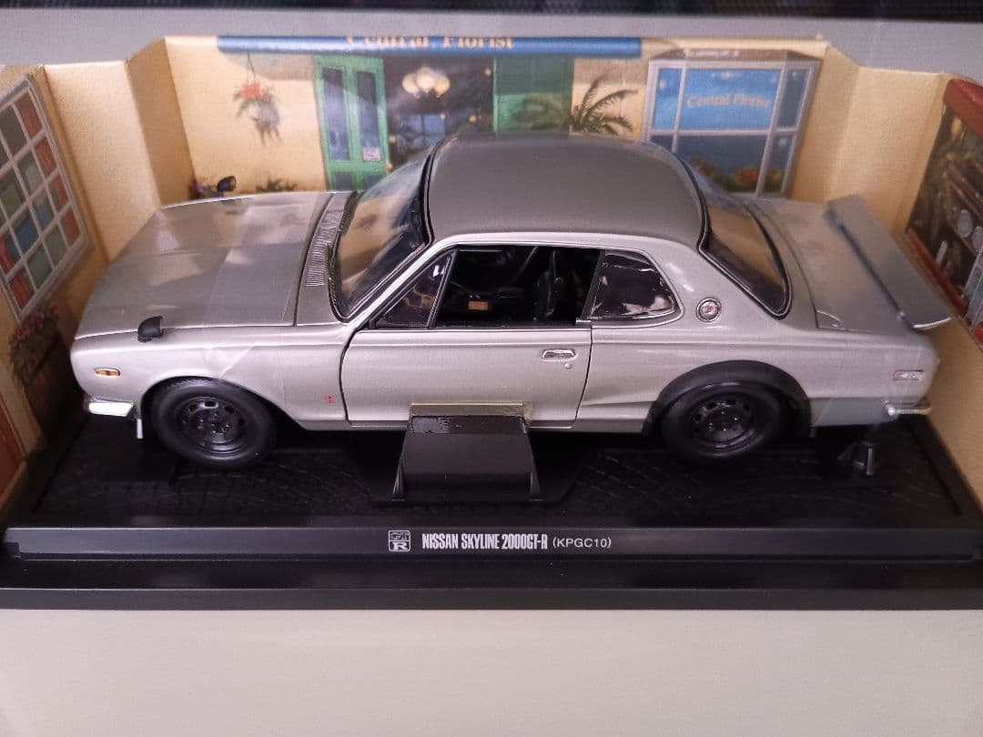 京商 日産 ニッサン スカイライン 2000GT-R KPGC10 1/18
