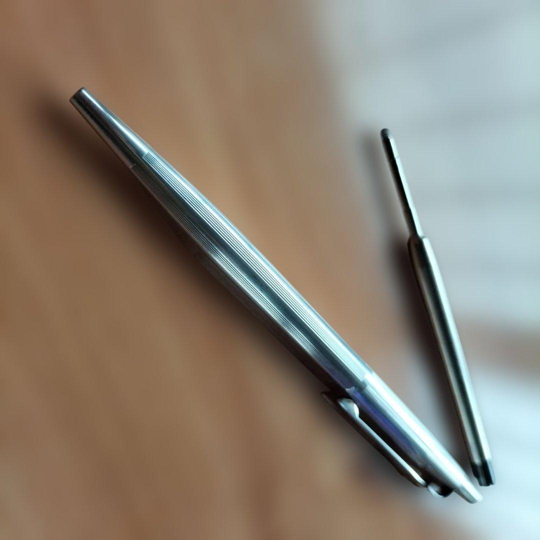 カランダッシュマディソンスイス刻印シルバー メタルボールペン 本体替芯付