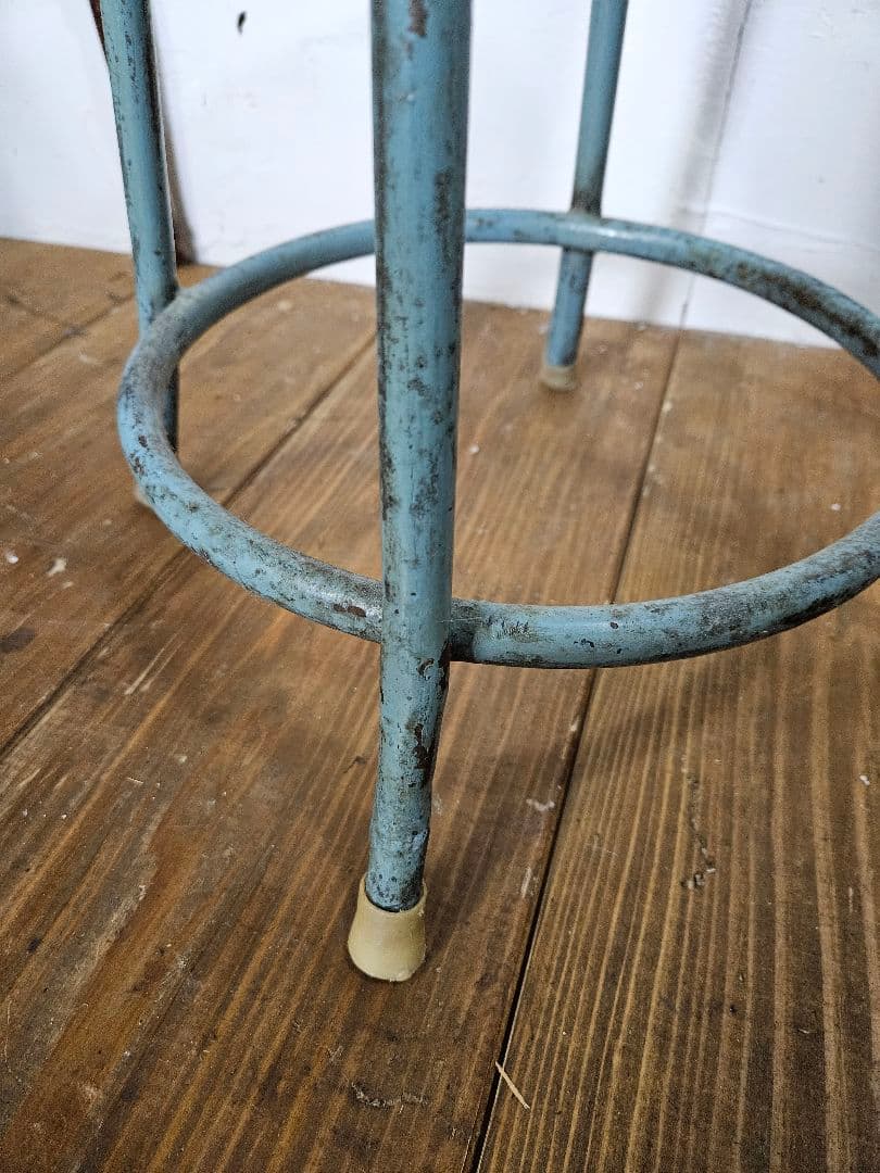 ヴィンテージ 鉄脚のスツール 丸椅子 チェア インダストリアル インテリア