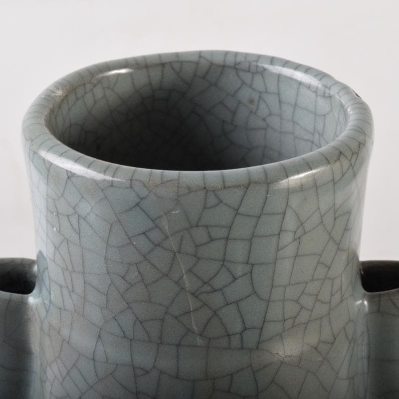 中国　南宋　官窯　青磁　金糸鉄線　貫耳双耳瓶　C　7058A